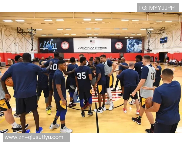 掘金训练营第四日新援加入全队专注备战展现持续进步精神 掘金训练营第四日新援加入全队专注备战展现持续进步精神