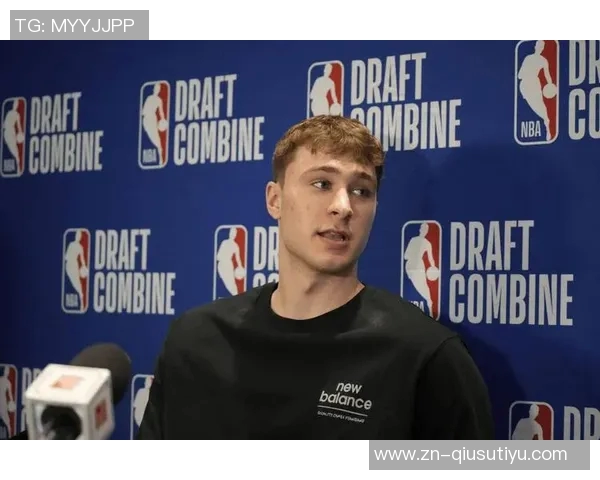 浓眉称赞弗拉格比赛理解力超龄能胜任一号位到五号位的防守任务 浓眉称赞弗拉格比赛理解力超龄能胜任一号位到五号位的防守任务