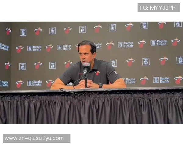 斯波称赞哈克斯表现出色认为其打球风格极具侵略性 斯波称赞哈克斯表现出色认为其打球风格极具侵略性